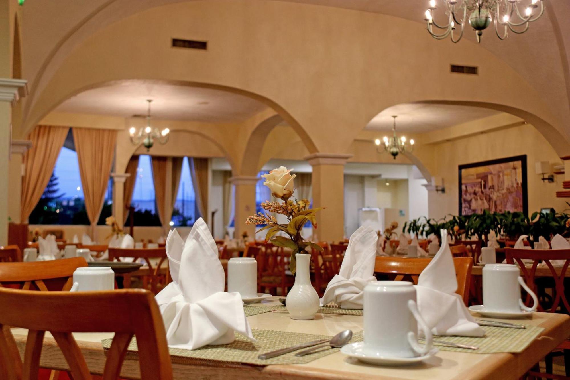Holiday Inn La Piedad By Ihg Extérieur photo