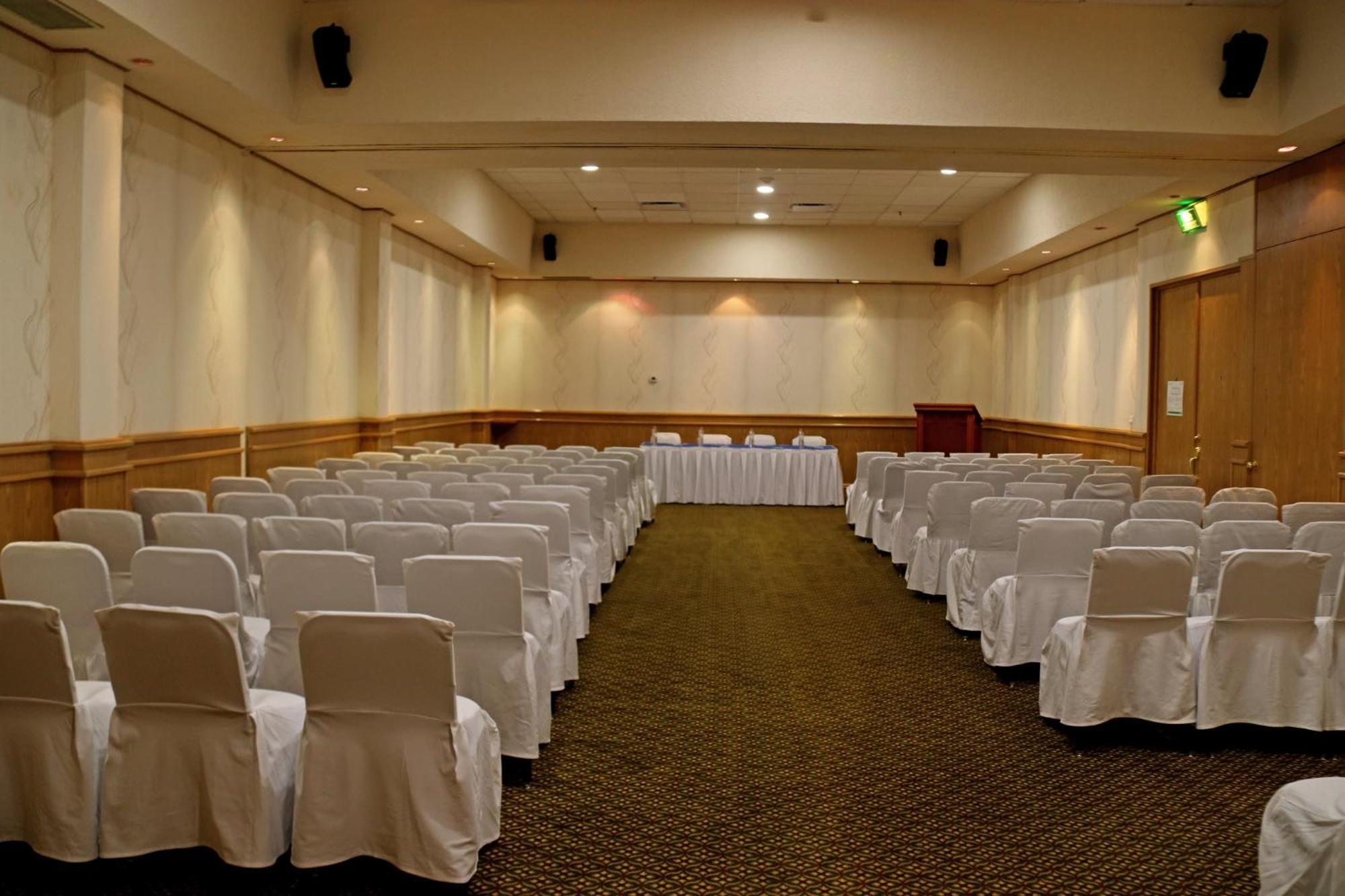 Holiday Inn La Piedad By Ihg Extérieur photo