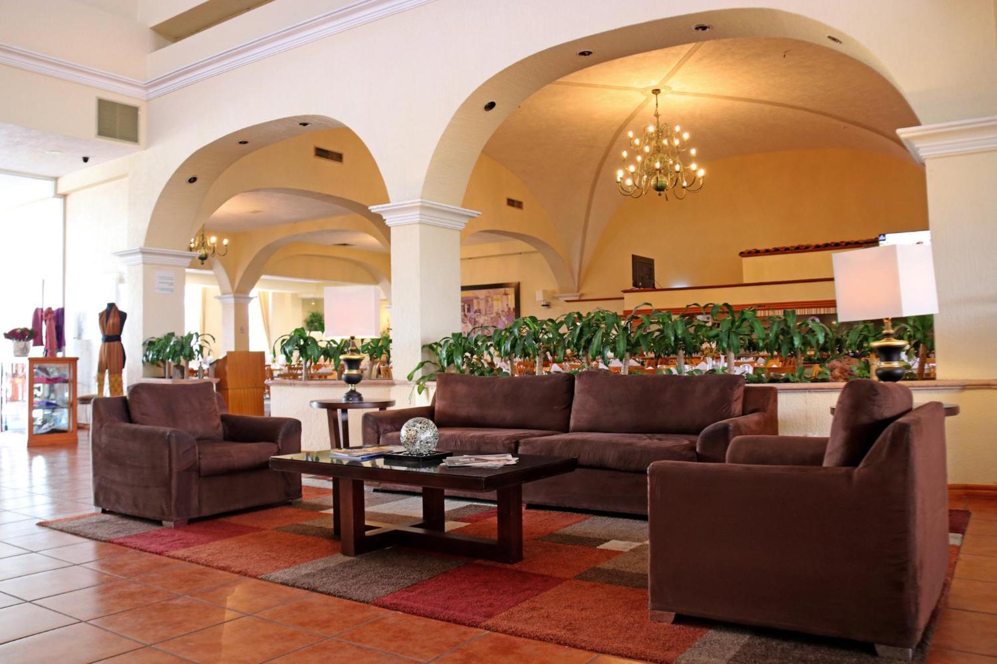 Holiday Inn La Piedad By Ihg Extérieur photo