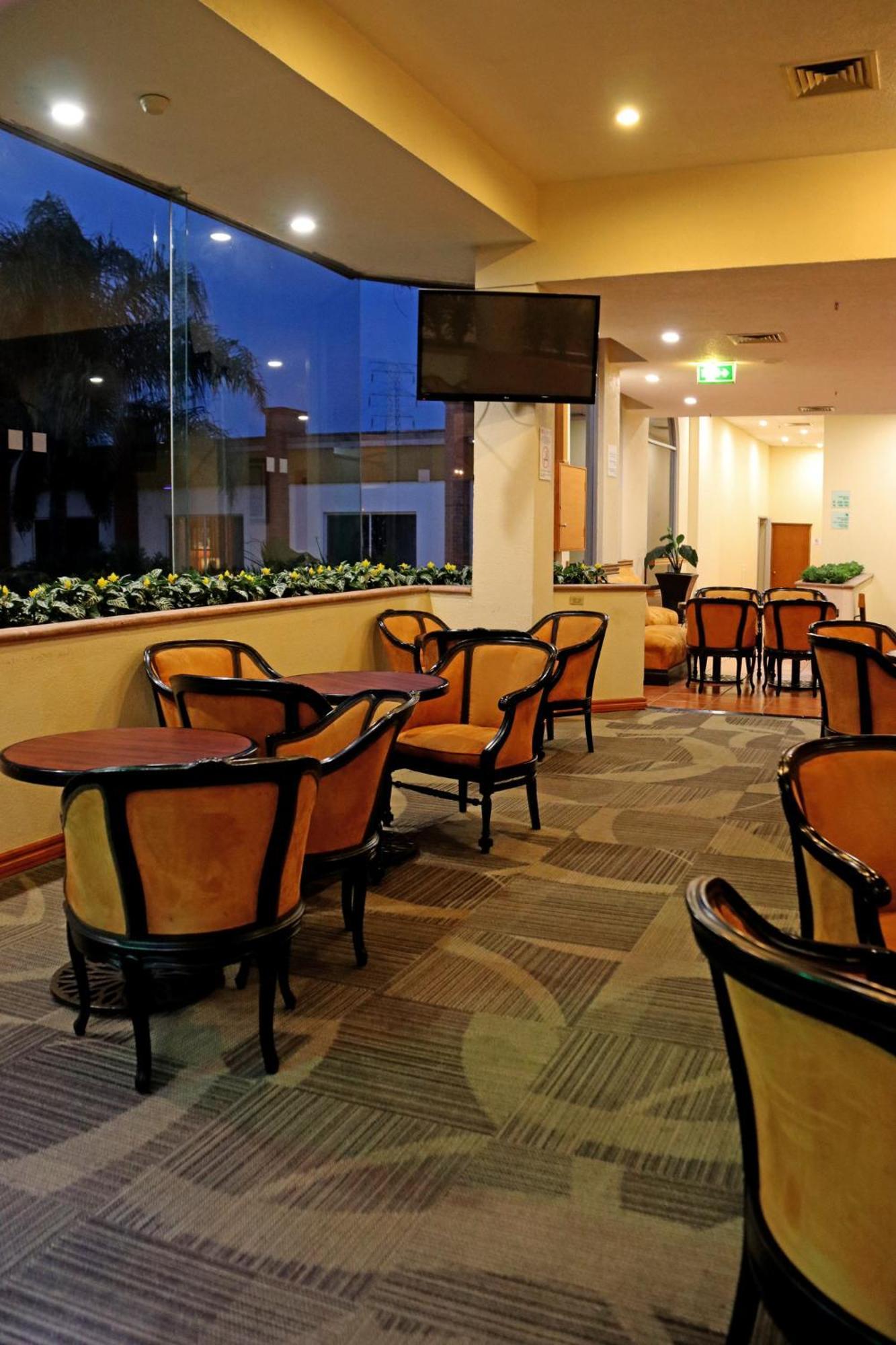 Holiday Inn La Piedad By Ihg Extérieur photo