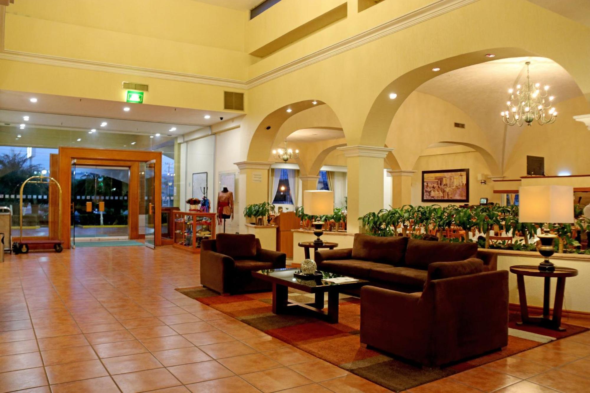 Holiday Inn La Piedad By Ihg Extérieur photo